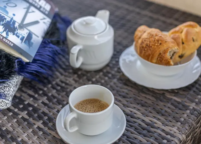 Marina Sea View Apartment